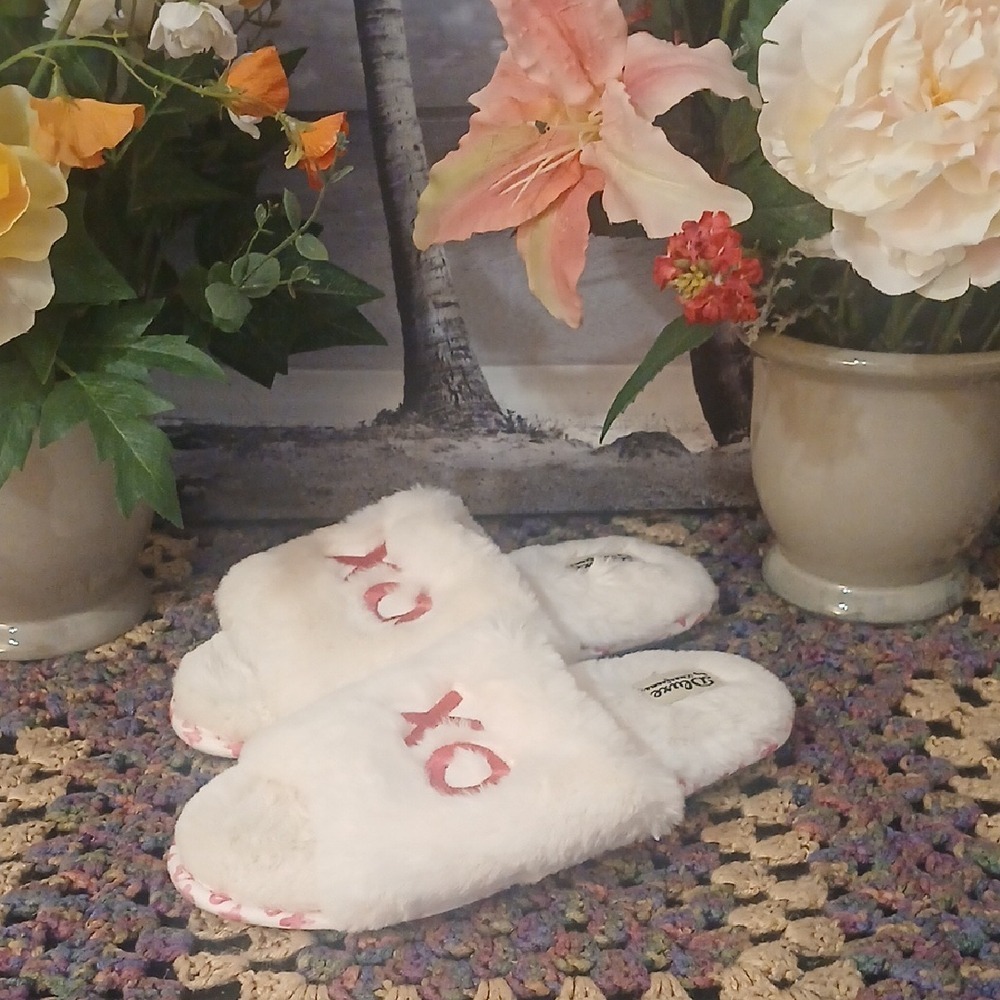 Cozy White Slippers with Pink Accents